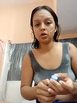 Snapshot of Sofia201918 chatting on February 28, 2026, 3:57 pm Sofia201918 online show from February 28, 2026, 3:57 pm