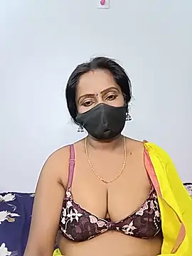 Snapshot of misti-boudii chatting on June 10, 2026, 3:22 pm misti-boudii online show from June 10, 2026, 3:22 pm