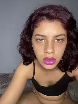 MommySexxy23 online show from May 6, 2026, 5:51 pm