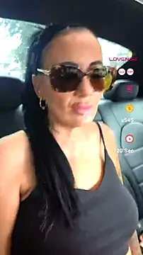 Snapshot of WifeWithPermission chatting on July 26, 2026, 1:07 pm WifeWithPermission online show from July 26, 2026, 1:07 pm