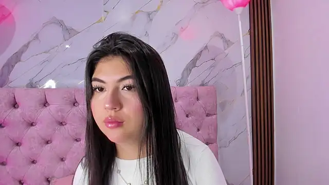 AbrilQuintana  online show from May 28, 2026, 11:29 am