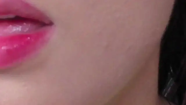 estrellathekk online show from April 23, 2026, 10:12 pm