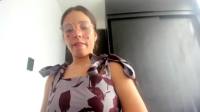 Snapshot of Miranda-cambell chatting on July 19, 2026, 8:23 pm Miranda-cambell online show from July 19, 2026, 8:23 pm