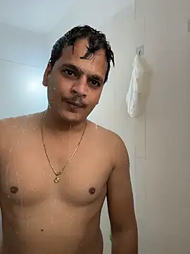 Snapshot of the_guy_u_desire chatting on March 27, 2026, 5:57 am the guy u desire online show from March 27, 2026, 5:57 am