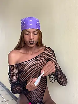 Snapshot of Kinky-Nicky04 chatting on June 27, 2026, 9:25 am Kinky-Nicky04 online show from June 27, 2026, 9:25 am