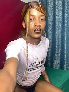 Snapshot of Kinky-Nicky04 chatting on July 13, 2026, 9:28 pm Kinky-Nicky04 online show from July 13, 2026, 9:28 pm