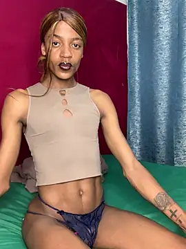 Snapshot of Kinky-Nicky04 chatting on July 15, 2026, 12:38 am Kinky-Nicky04 online show from July 15, 2026, 12:38 am