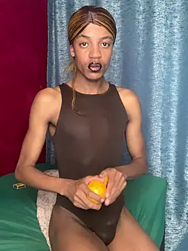 Snapshot of Kinky-Nicky04 chatting on July 30, 2026, 1:54 pm Kinky-Nicky04 online show from July 30, 2026, 1:54 pm