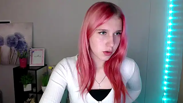 Scarlett lil online show from April 4, 2026, 8:34 am