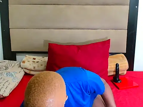 Snapshot of SpicyKittyxxx chatting on April 13, 2026, 5:35 am SpicyKittyxxx online show from April 13, 2026, 5:35 am