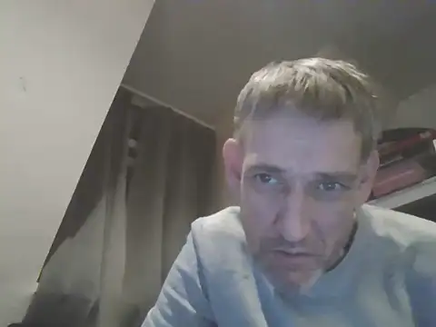 DOUBLETROUBLE7773 online show from March 25, 2026, 12:16 am