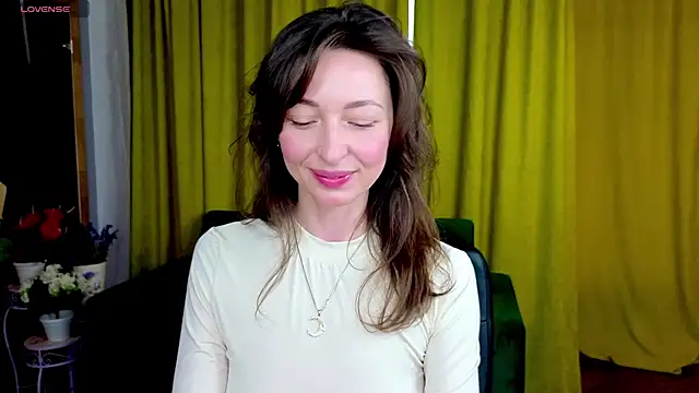Snapshot of Kate_Millersi chatting on April 16, 2026, 11:33 am Kate Millersi online show from April 16, 2026, 11:33 am