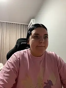 Luizaa004 online show from March 10, 2026, 4:45 pm