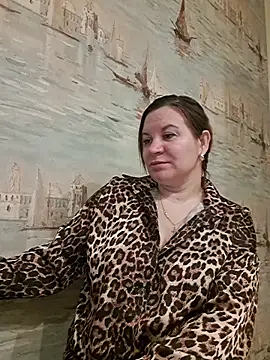 LaraHarper online show from April 20, 2026, 10:11 pm