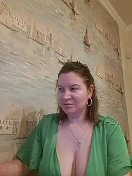 LaraHarper online show from April 26, 2026, 8:28 pm