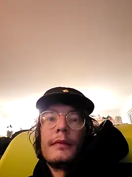 KinkyKittyBoy online show from April 25, 2026, 4:37 am