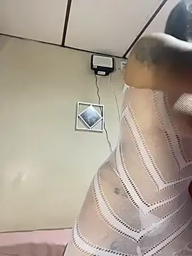 Snapshot of stefanyqueen69 chatting on March 10, 2026, 2:33 pm stefanyqueen69 online show from March 10, 2026, 2:33 pm