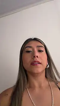 stefanyqueen69 online show from July 22, 2026, 3:59 pm