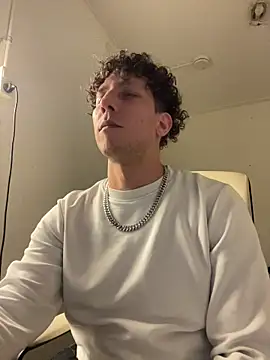 TitanNoir online show from March 5, 2026, 10:50 pm