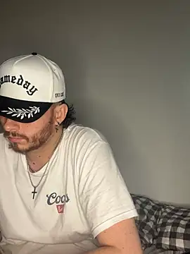 TallHungandCloudy69 online show from April 11, 2026, 8:24 pm