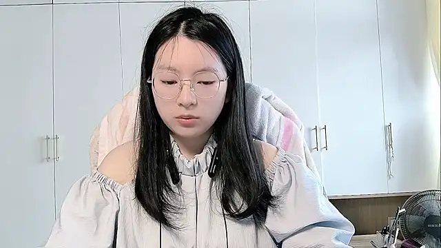 Eeya-36 online show from April 25, 2026, 1:41 am