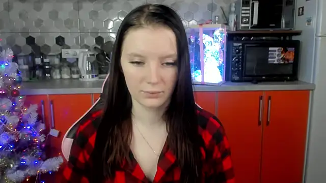 Mary Blu online show from December 25, 2024, 5:37 pm