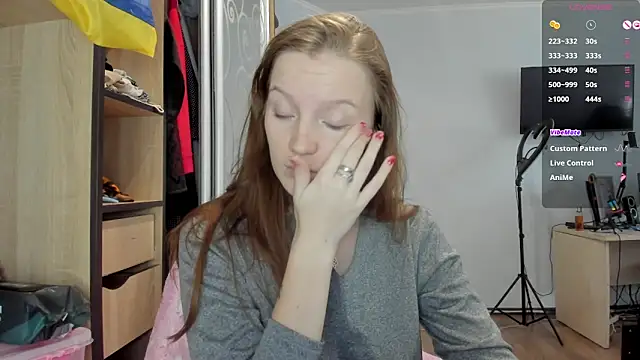 Snapshot of Mary_Blu chatting on October 22, 2025, 9:09 am Mary Blu online show from October 22, 2025, 9:09 am