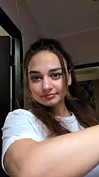 Snapshot of KatarinaHeaven chatting on July 7, 2026, 7:18 pm KatarinaHeaven online show from July 7, 2026, 7:18 pm