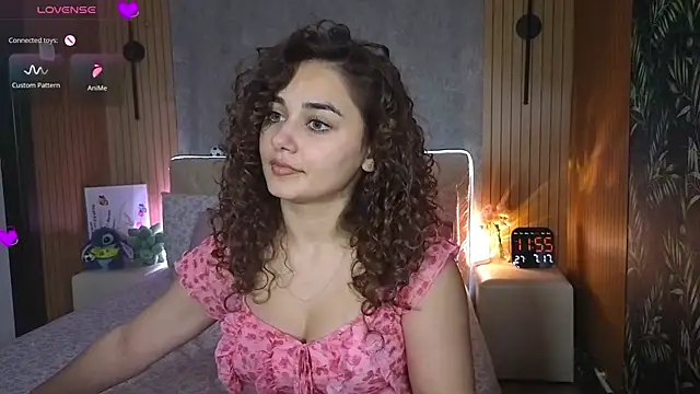 Snapshot of KatarinaHeaven chatting on July 17, 2026, 8:57 pm KatarinaHeaven online show from July 17, 2026, 8:57 pm