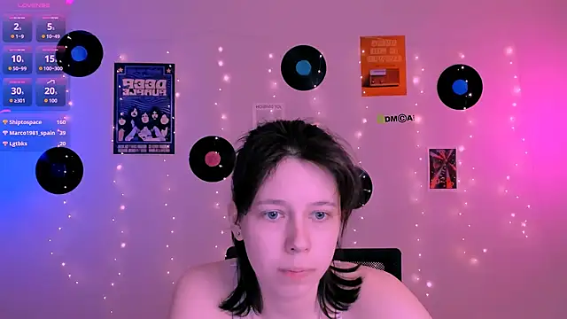 aria wild  online show from April 1, 2026, 12:39 pm