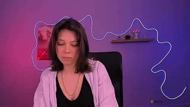 Snapshot of aria_wild_ chatting on May 4, 2026, 7:21 pm aria wild online show from May 4, 2026, 7:21 pm