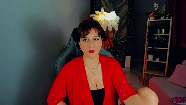 EmmaWheelers online show from May 7, 2026, 3:28 pm