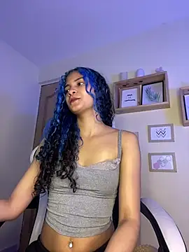 Snapshot of Franchezcaa_ chatting on July 17, 2026, 5:51 pm Franchezcaa online show from July 17, 2026, 5:51 pm
