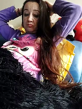 Snapshot of anayss17 chatting on March 20, 2026, 3:50 pm anayss17 online show from March 20, 2026, 3:50 pm