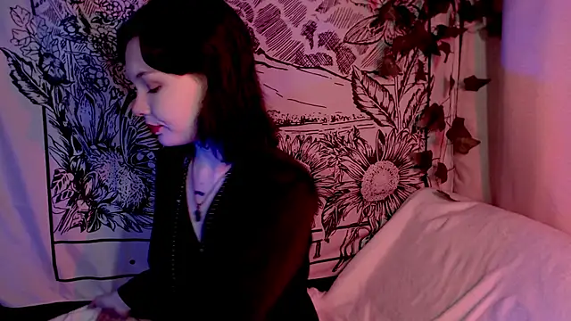 Robin harrington online show from April 21, 2026, 8:55 pm