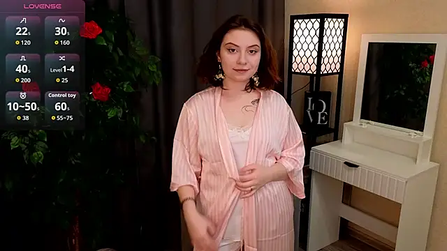 BreannaBuczak online show from March 20, 2026, 2:05 am