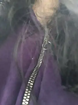 Naomimolie online show from May 4, 2026, 1:07 pm