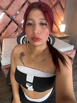 Cherry Charlottee online show from March 18, 2026, 7:28 pm