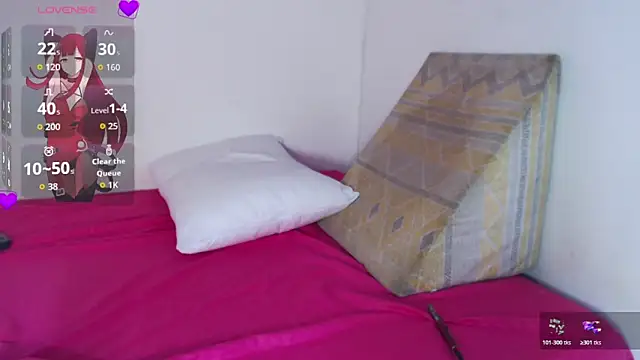 Scarlett Cherry  online show from April 19, 2026, 5:12 pm