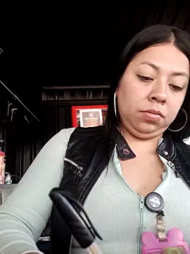 sweettemptation15 online show from April 7, 2026, 3:12 pm