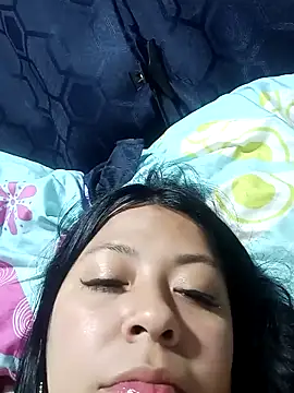 sweettemptation15 online show from May 11, 2026, 11:46 pm