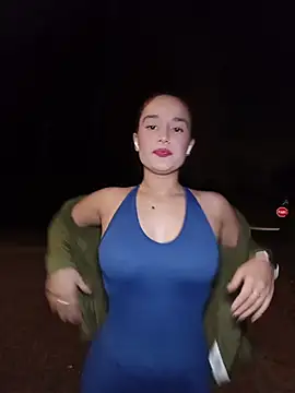 Snapshot of isabella_ferrer99 chatting on May 29, 2026, 4:54 am isabella ferrer99 online show from May 29, 2026, 4:54 am