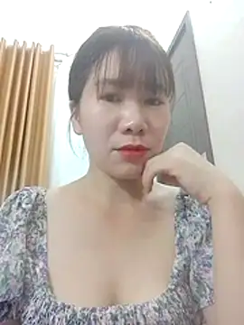 Snapshot of Bondgirl_9 chatting on May 28, 2026, 4:15 pm Bondgirl 9 online show from May 28, 2026, 4:15 pm