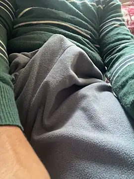 Snapshot of mmonnsterr chatting on March 5, 2026, 5:09 pm mmonnsterr online show from March 5, 2026, 5:09 pm