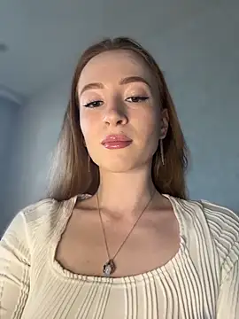 Little Candy 18 online show from June 17, 2026, 5:43 am