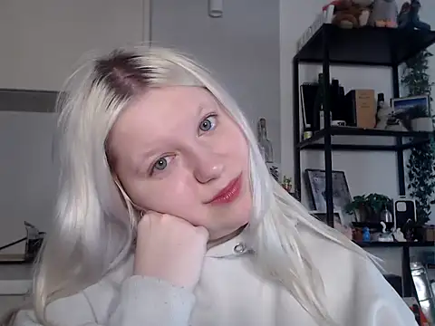 Snapshot of LenaSecret19 chatting on May 12, 2026, 5:48 am LenaSecret19 online show from May 12, 2026, 5:48 am