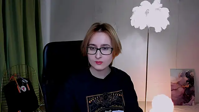 LixeLuna online show from March 10, 2026, 6:29 am