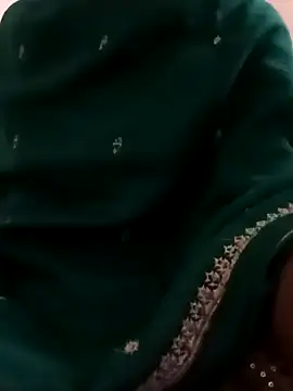 niyashree100 online show from March 5, 2026, 12:56 pm