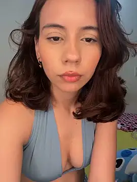 Nicole Cute04 online show from March 28, 2026, 4:45 am