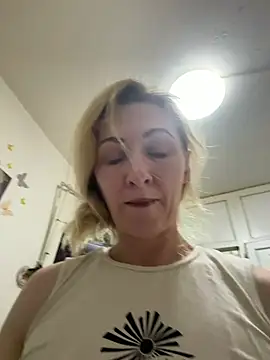 Secret Ladyx online show from June 21, 2026, 4:48 am